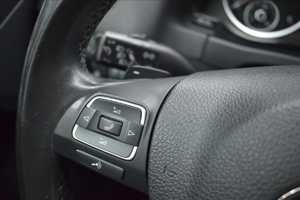 Volkswagen Tiguan SUV 2,0 l 103 kw