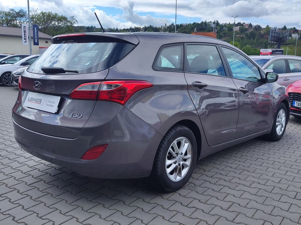 Hyundai i30 Kombi 1,6 l 88 kw