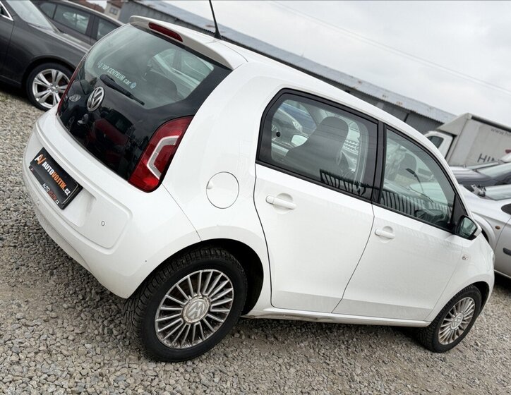 Volkswagen up! Hatchback 999,0 44 kw