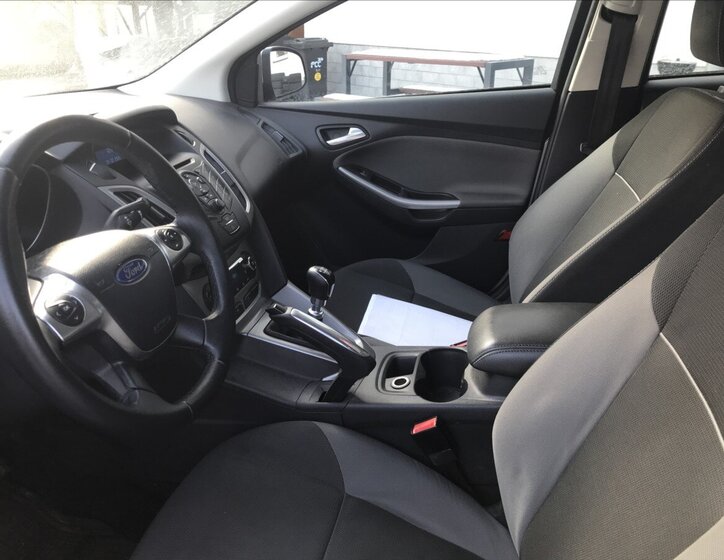 Ford Focus Kombi 998,0 92 kw