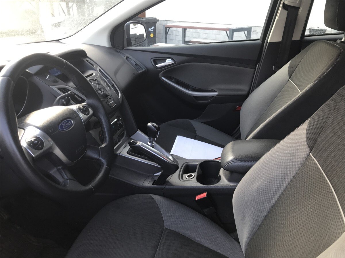 Ford Focus Kombi 998,0 92 kw