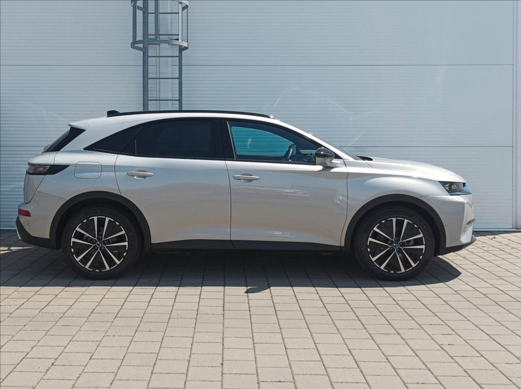 DS Automobiles DS7 Crossback