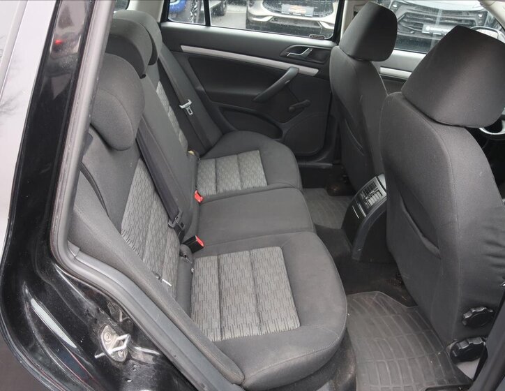 Škoda Octavia Kombi 1,2 l 77 kw