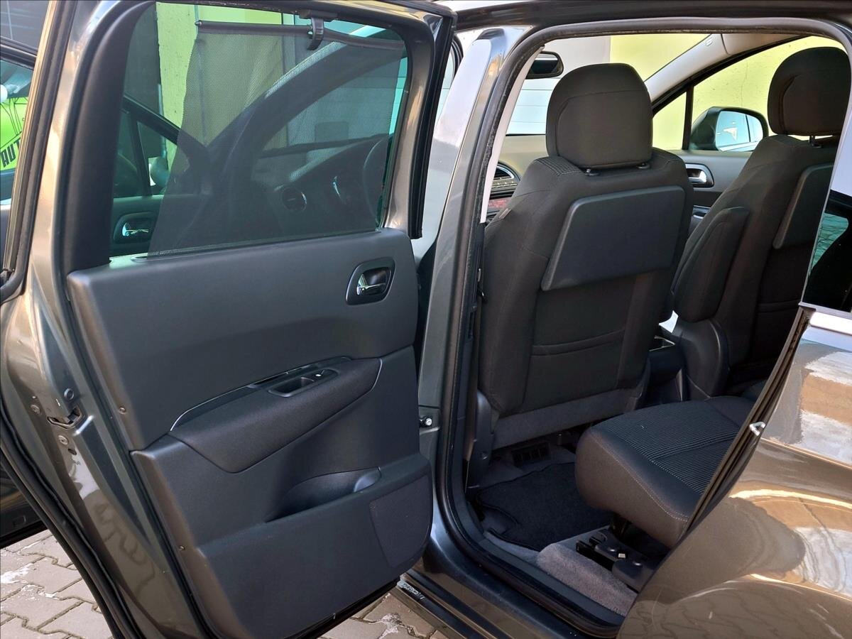 Peugeot 5008 MPV 1,6 l 115 kw