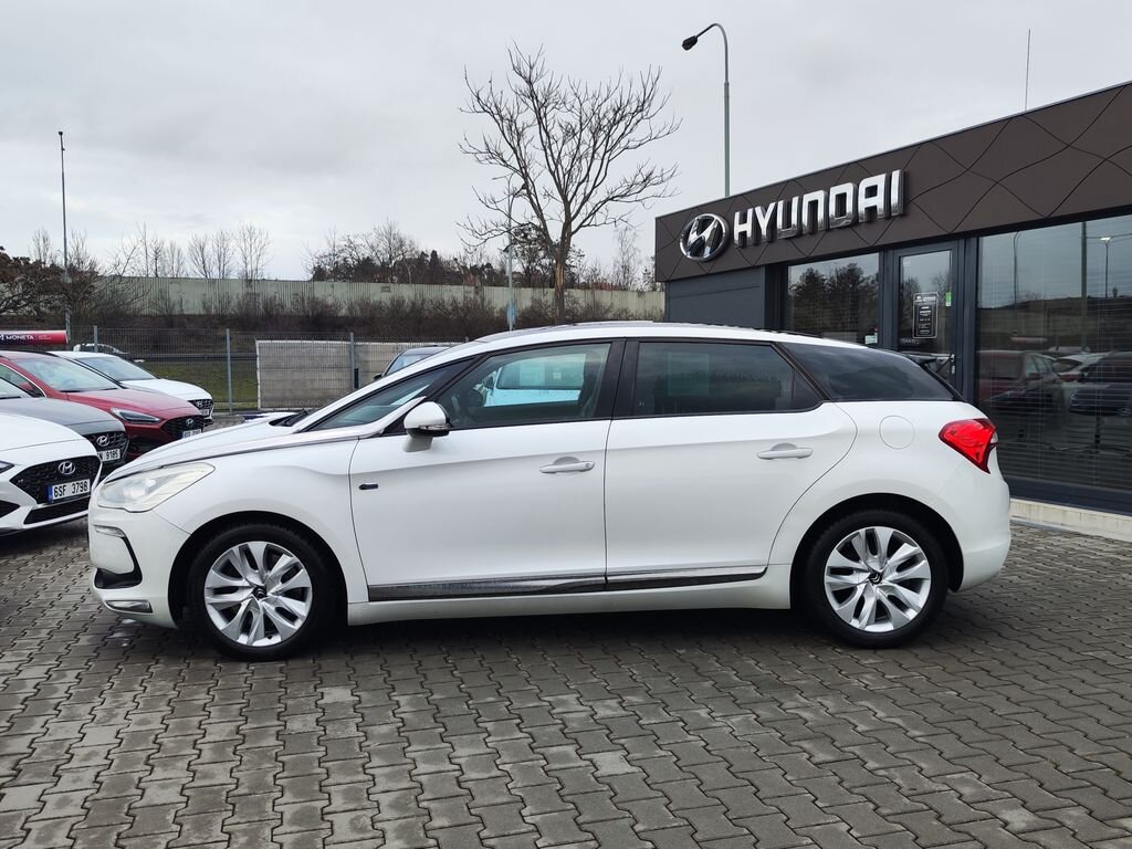 Citroën DS5 Hatchback 2,0 l 120 kw