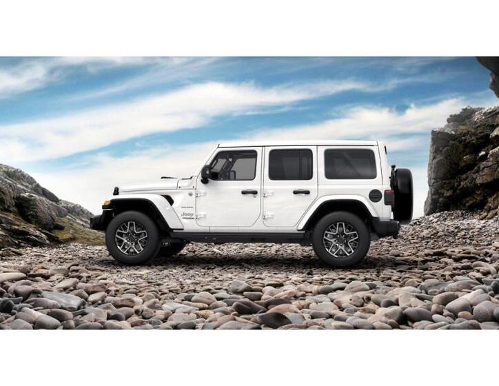 Jeep Wrangler 3