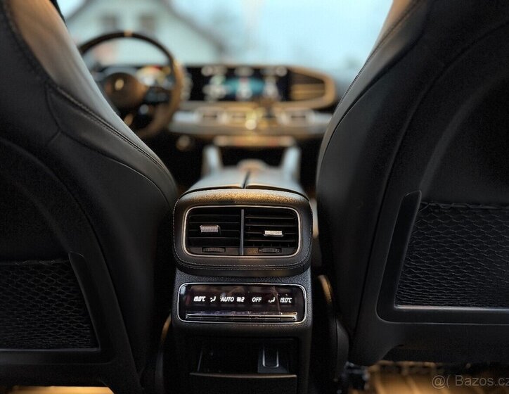 Mercedes-Benz GLE Kombi 3,0 l 320 kw