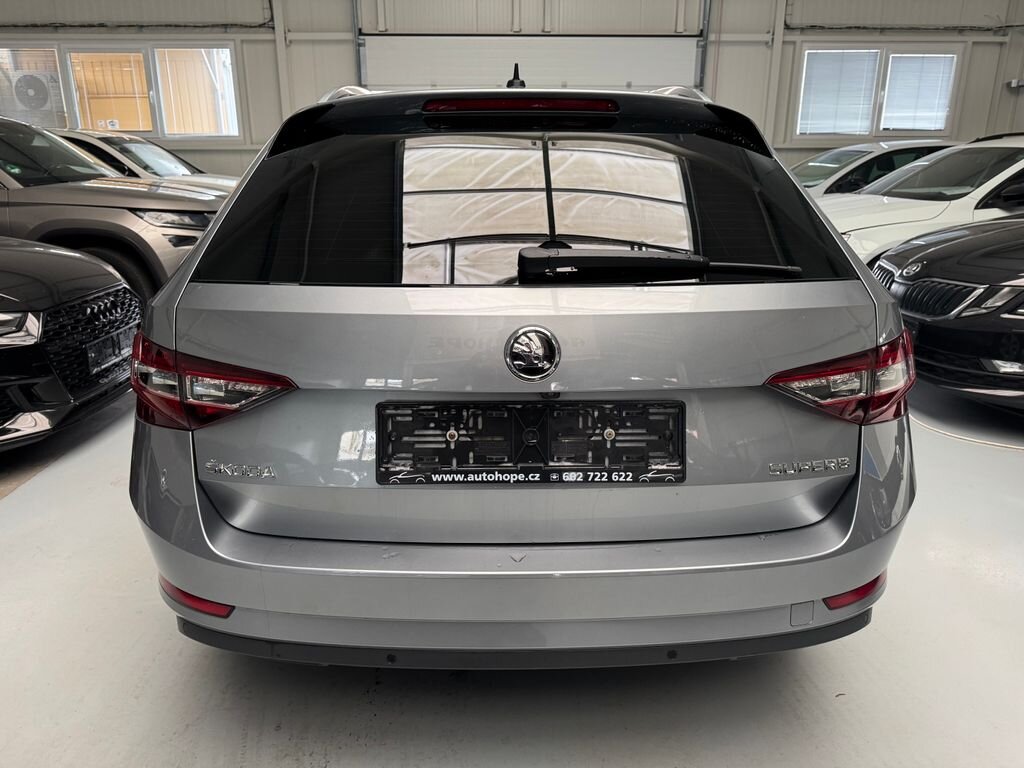 Škoda Superb Kombi 2,0 l 140 kw
