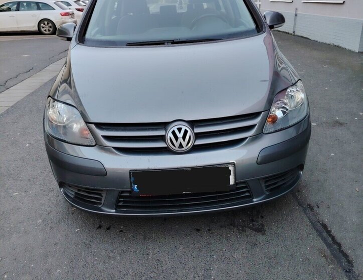 Volkswagen Golf Sedan 0,0 77 kw