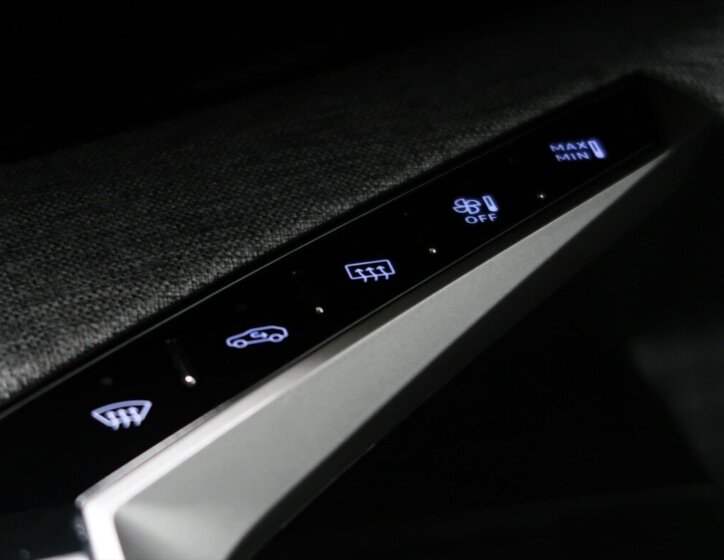 Peugeot 3008 SUV / Terénní 1,2 l 100 kw