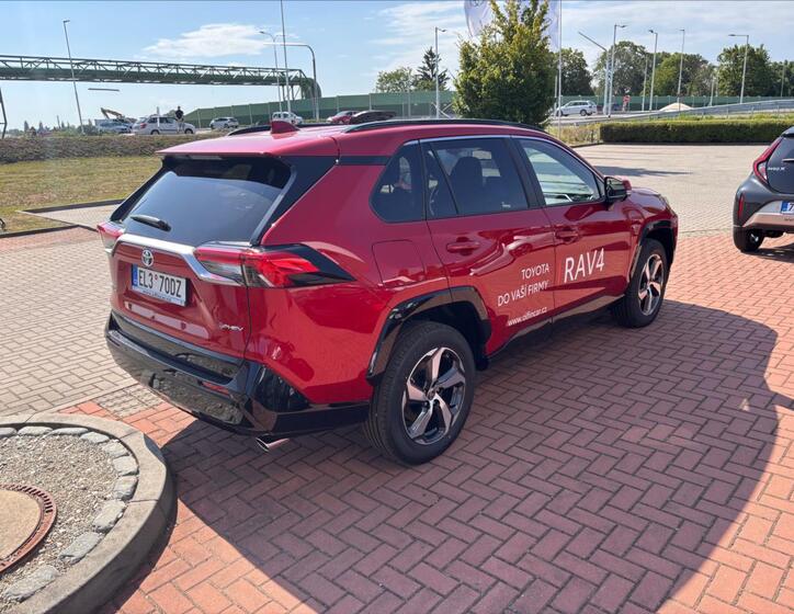 Toyota RAV4 5
