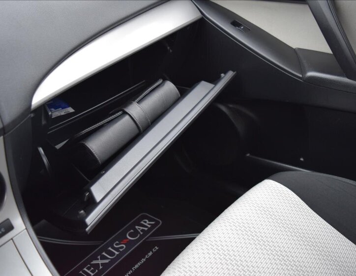 Mazda 3 Hatchback 1,6 l 77 kw