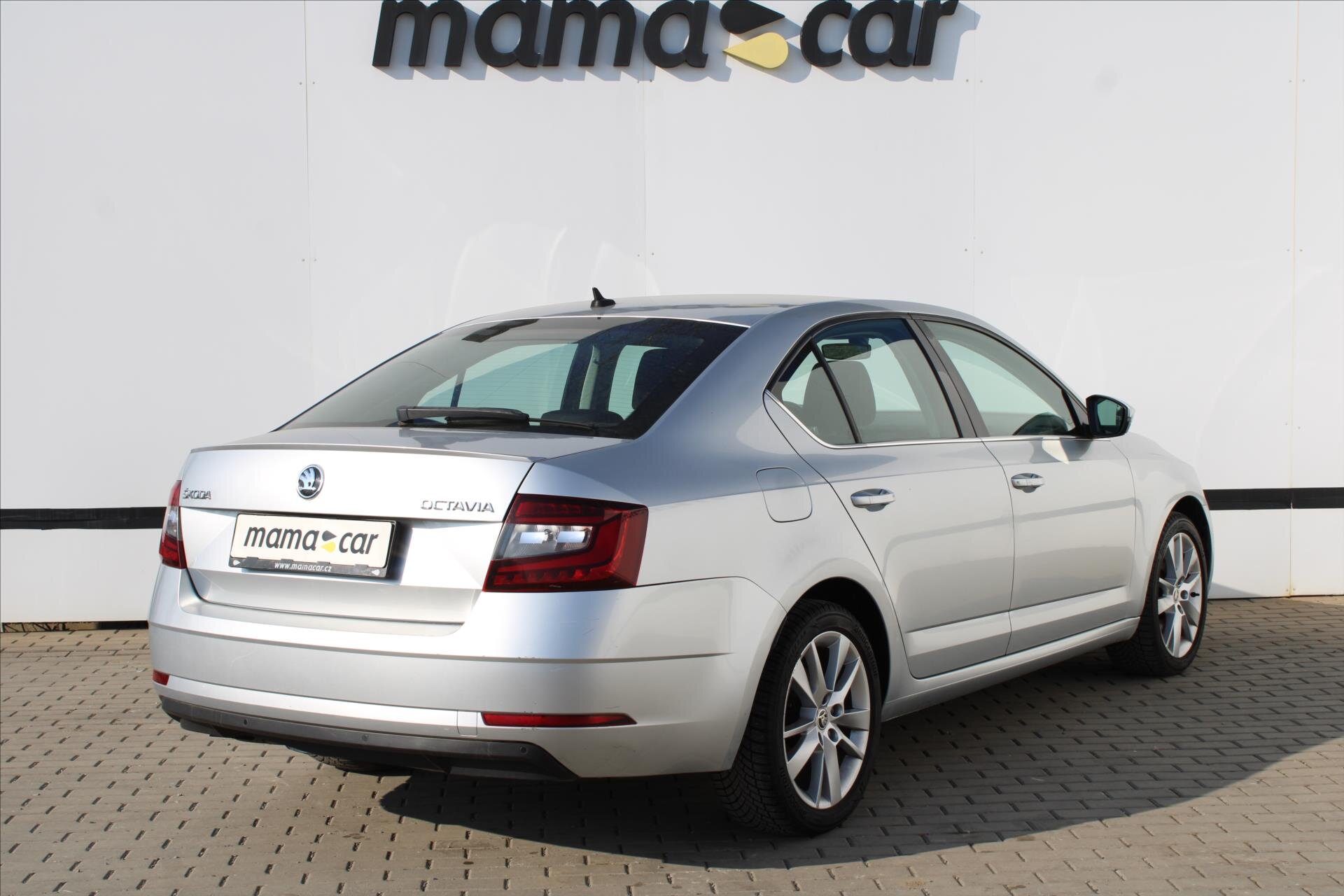 Škoda Octavia Liftback 1,8 l 132 kw