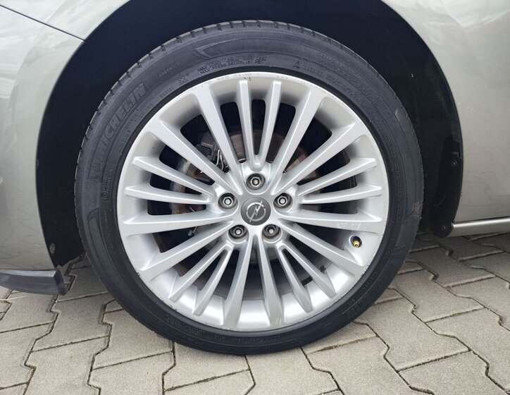 Opel Astra Hatchback 1,4 l 92 kw