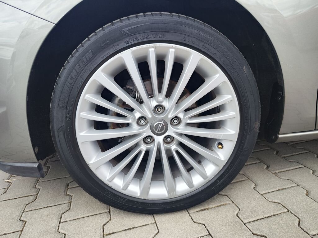 Opel Astra Hatchback 1,4 l 92 kw