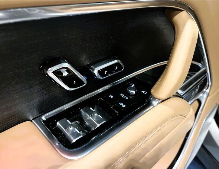 Land Rover Range Rover SUV / Terénní 4,4 l 390 kw