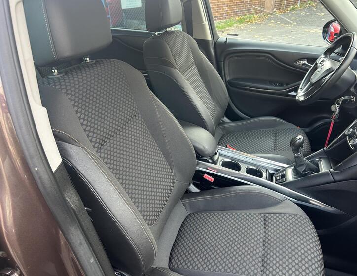 Opel Zafira 41