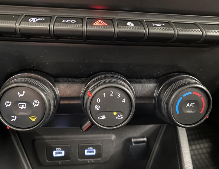 Dacia Duster SUV / Terénní 999,0 67 kw