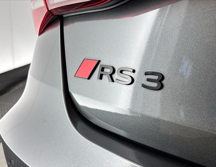 Audi RS 3 Sedan / Limuzína 2,5 l 294 kw