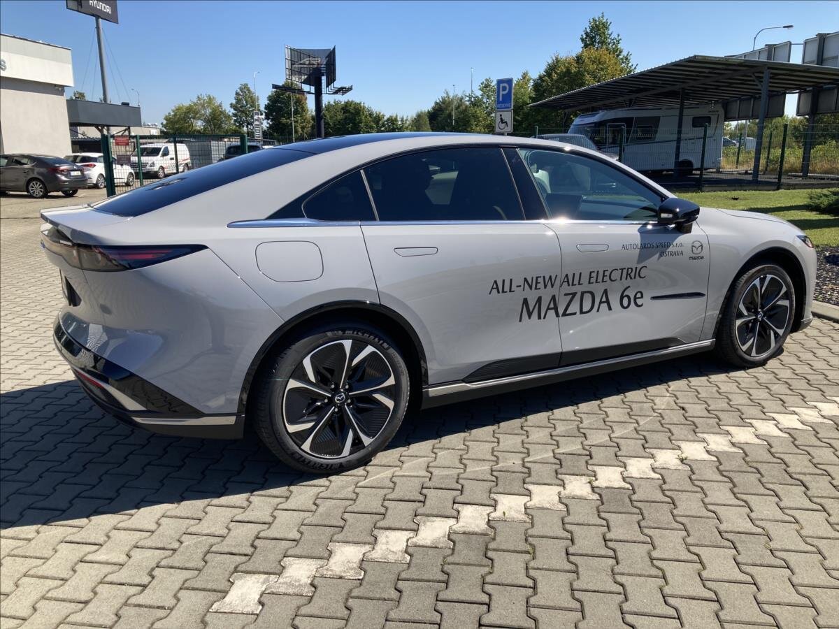 Mazda 6e Liftback 0,0 180 kw