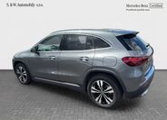 Mercedes-Benz GLA 12