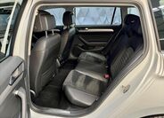 Volkswagen Passat 11