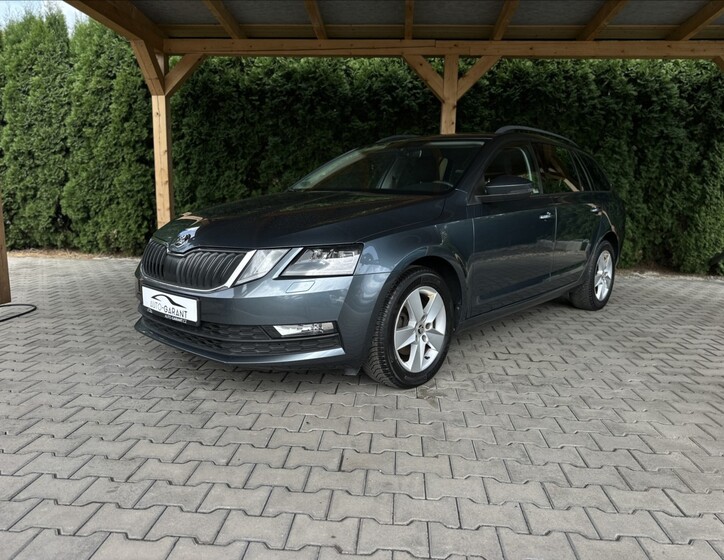 Škoda Octavia 1