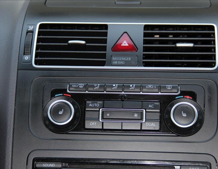 Volkswagen Touran 28