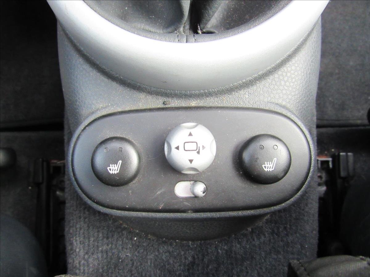 Mini Cooper Hatchback 1,6 l 66 kw