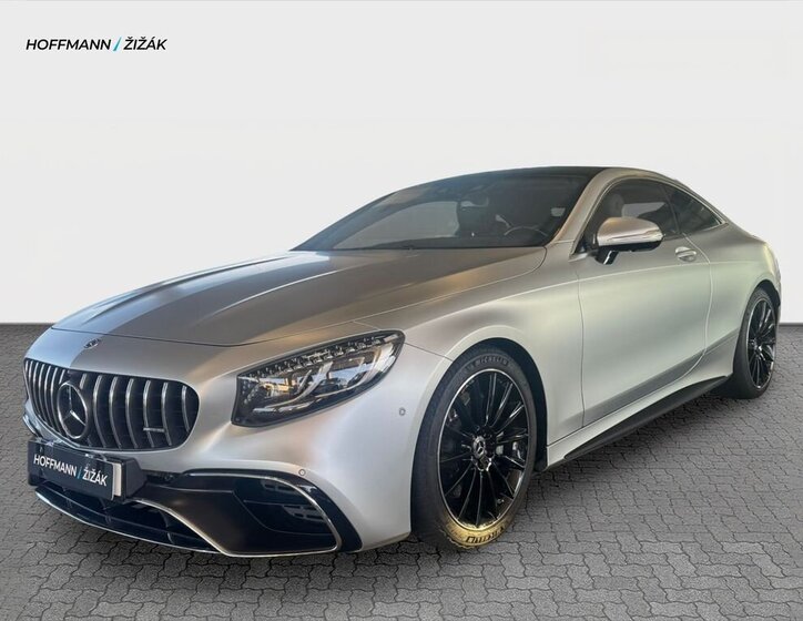 Mercedes-Benz Třídy S Kupé 4,0 l 345 kw