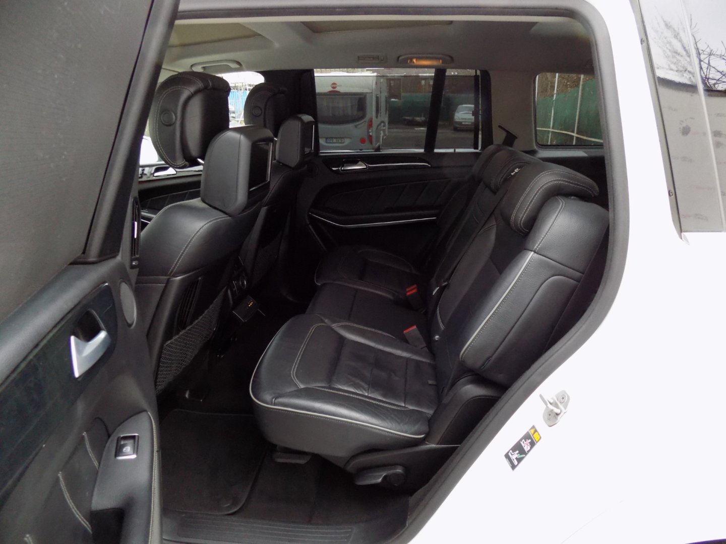 Mercedes-Benz GL SUV 4,7 l 320 kw