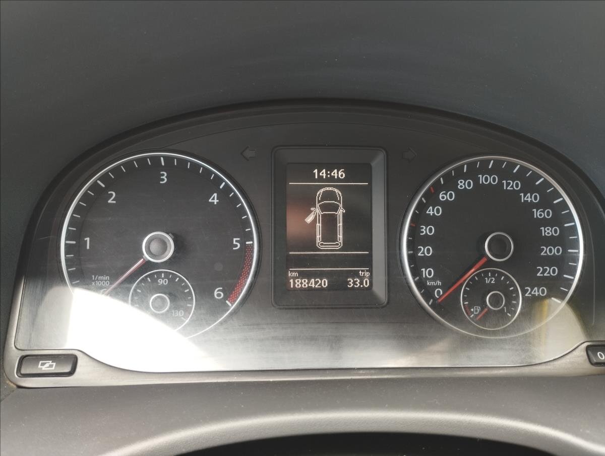 Volkswagen Caddy Pick-up 1,6 l 75 kw