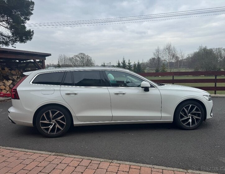 Volvo V60 Kombi 0,0 257 kw