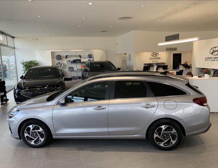 Hyundai i30 Kombi 998,0 73 kw