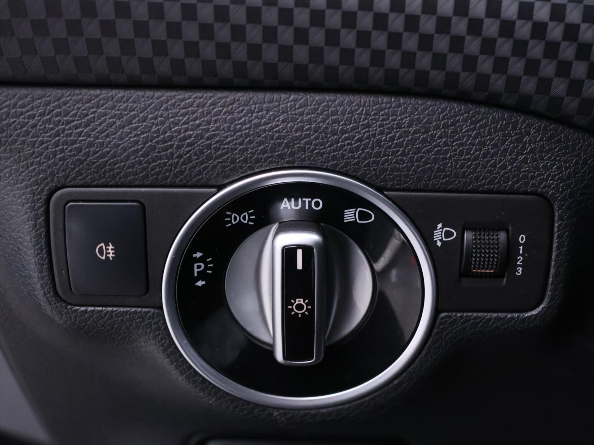 Mercedes-Benz Třídy A Hatchback 1,5 l 80 kw