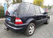 Mercedes-Benz Třídy M Kombi 2,7 l 120 kw