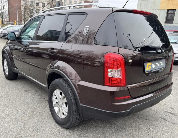 SsangYong Rexton SUV / Terénní 2,0 l 114 kw