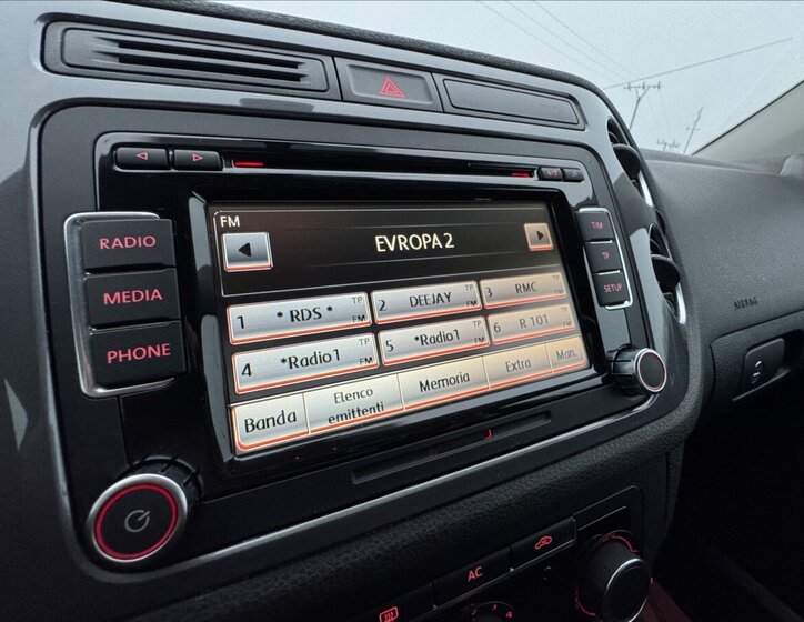 Volkswagen Tiguan Kombi 1,4 l 90 kw