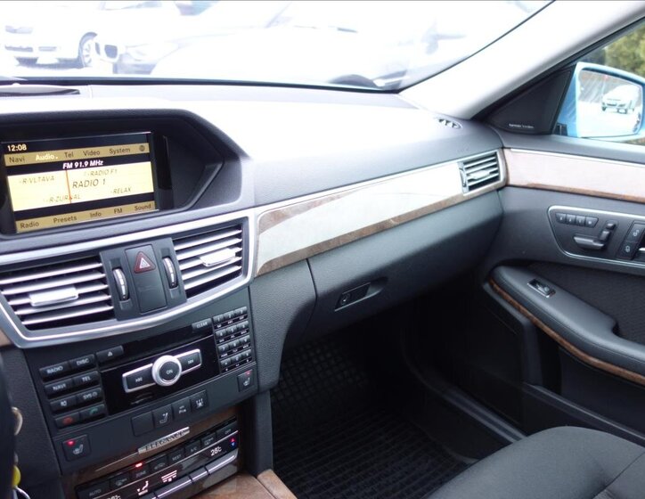 Mercedes-Benz Třídy E Kombi 3,0 l 195 kw