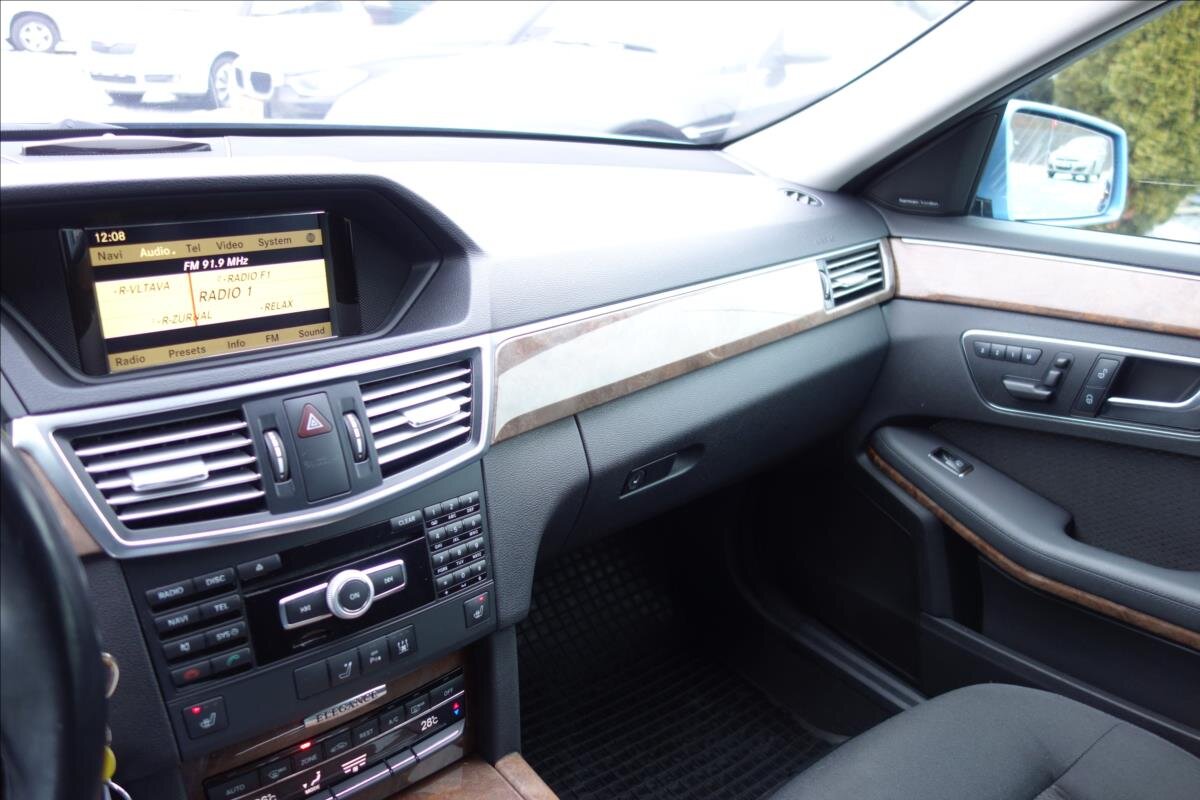 Mercedes-Benz Třídy E Kombi 3,0 l 195 kw