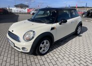 Mini Cooper Hatchback 1,6 l 88 kw