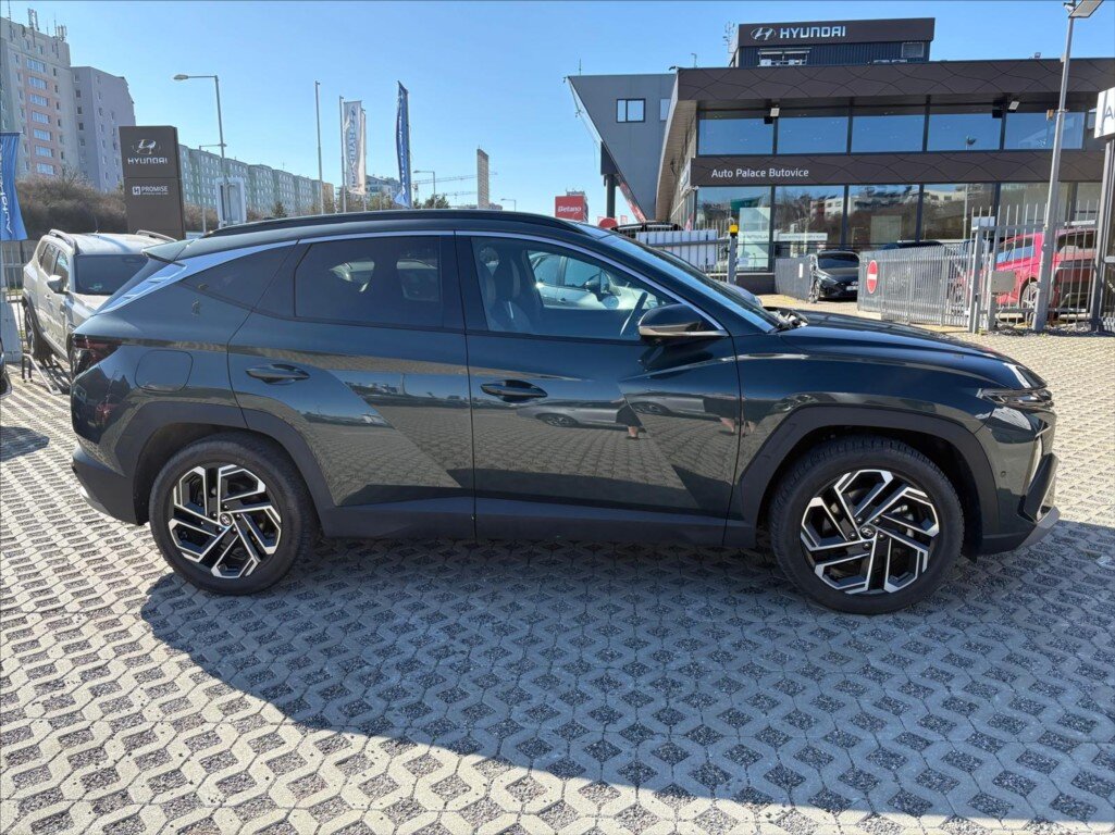 Hyundai Tucson SUV / Terénní 1,6 l 185 kw