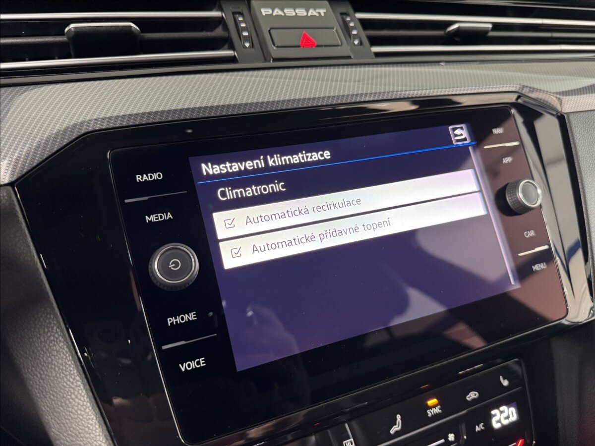 Volkswagen Passat Kombi 2,0 l 110 kw