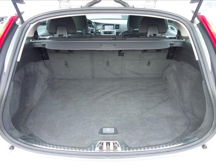 Volvo V60 Kombi 2,0 l 133 kw