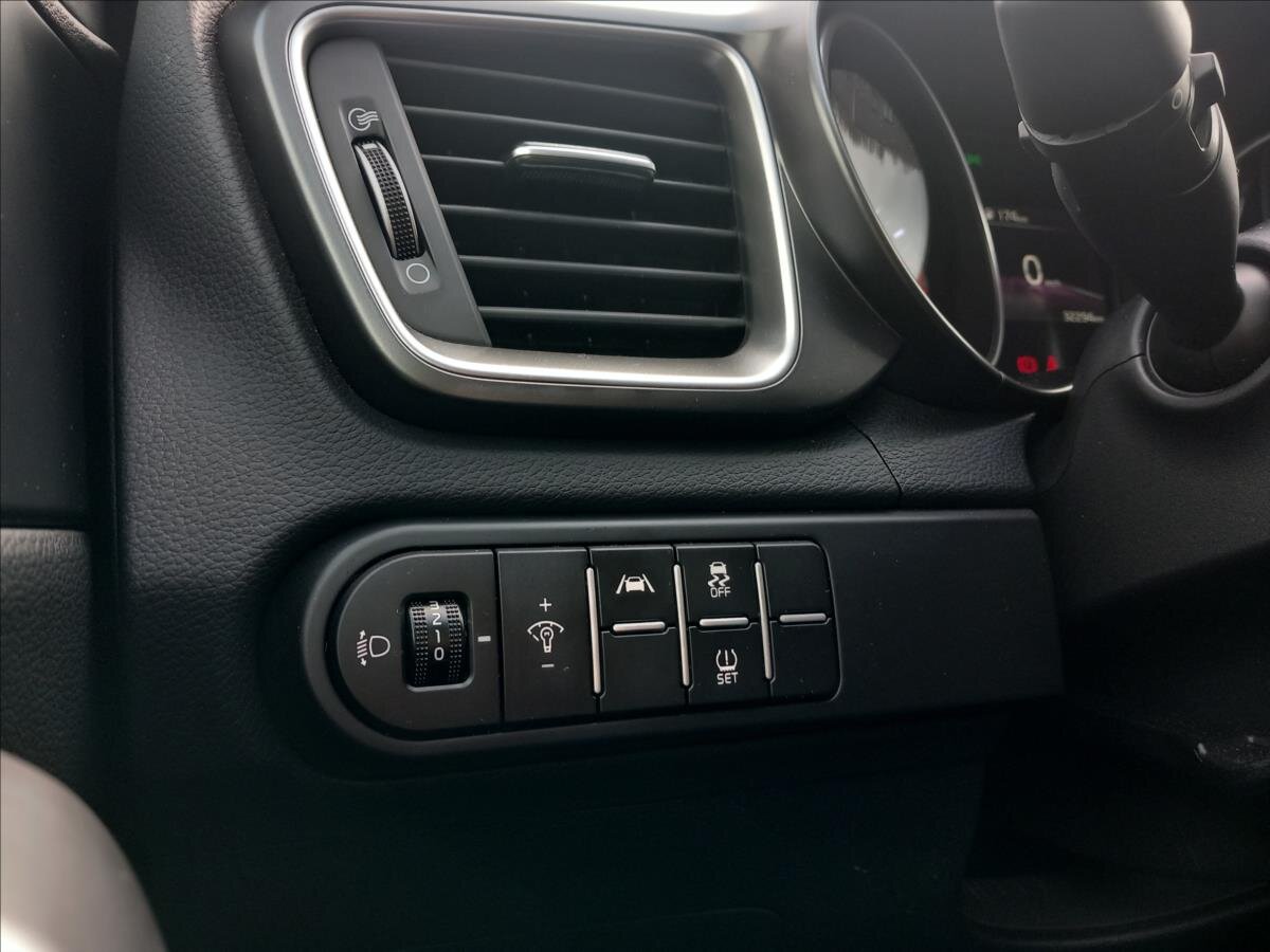 KIA Ceed Kombi 1,5 l 117 kw