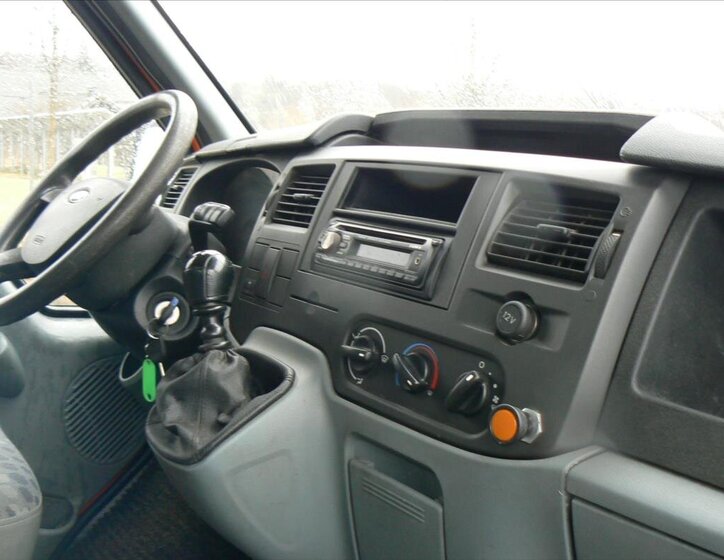 Ford Transit 14