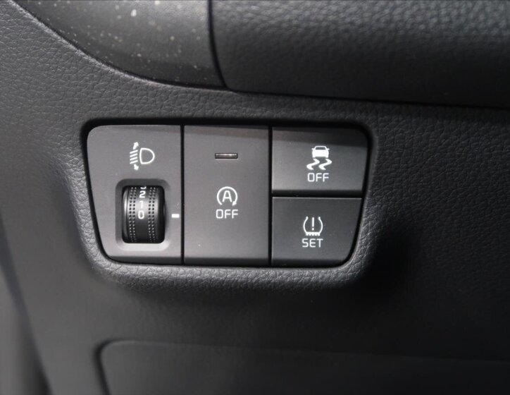 KIA Stonic SUV / Terénní 998,0 74 kw