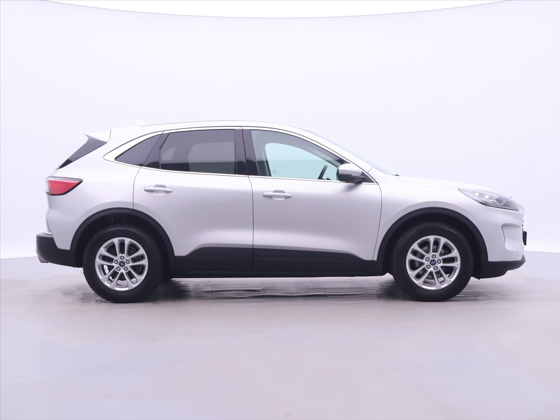 Ford Kuga SUV / Terénní 1,5 l 110 kw