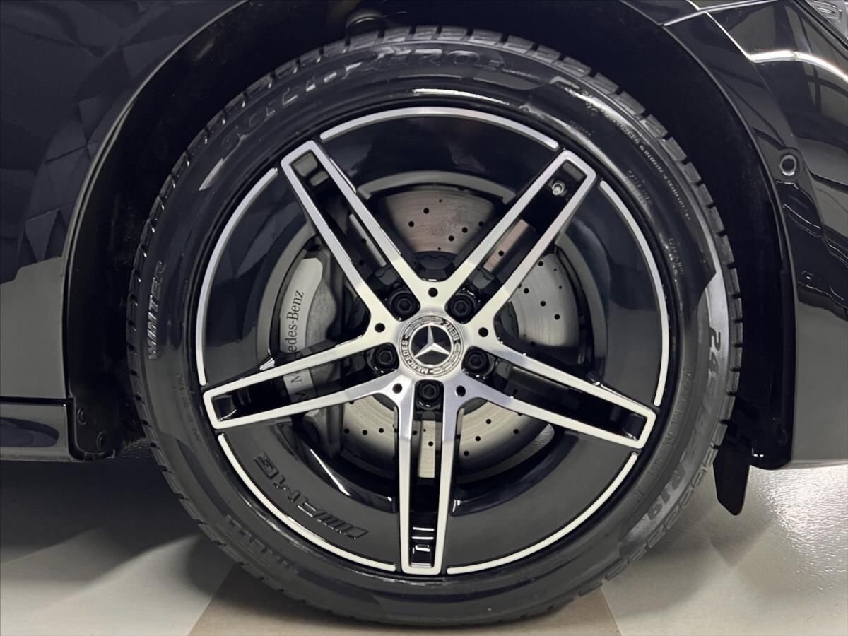 Mercedes-Benz Třídy E Sedan / Limuzína 2,0 l 240 kw