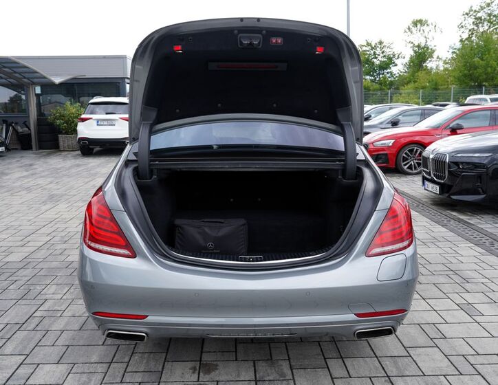 Mercedes-Benz Třídy S 11